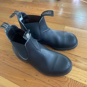 Womans Blundstone